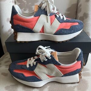 New Balance 327, Blue/Red, popular color way brand new, never worn